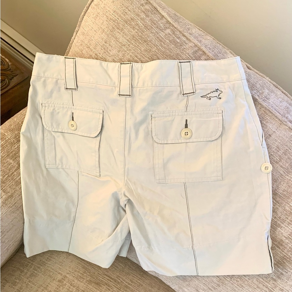 ✅REDUCED‼️ EUC✨ Horny Toad Shorts -“Stone” color - Size 4 ✨✨✨